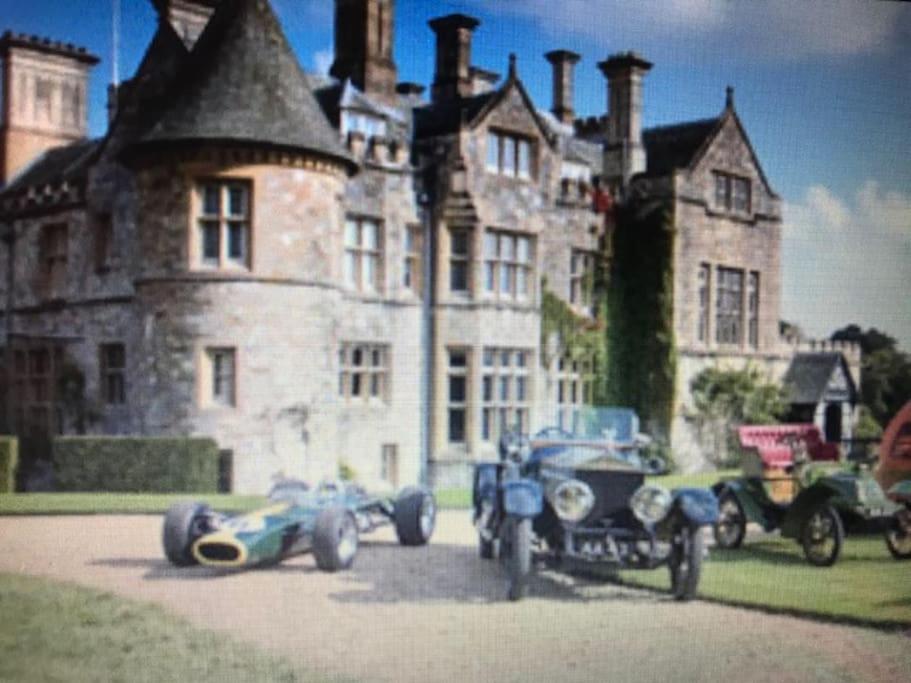 AlderburyThe Coach House公寓 外观 照片
